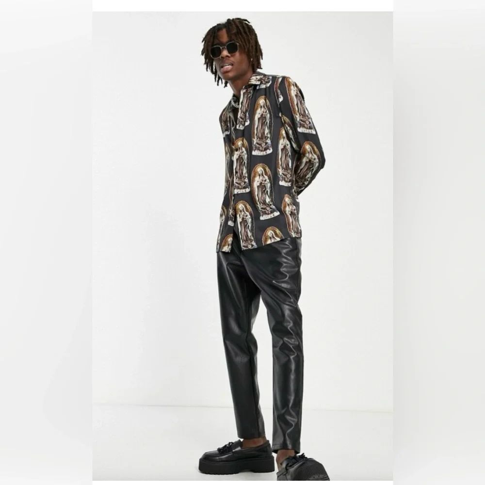 ASOS DESIGN revere satin shirt in renaissance print 2XS